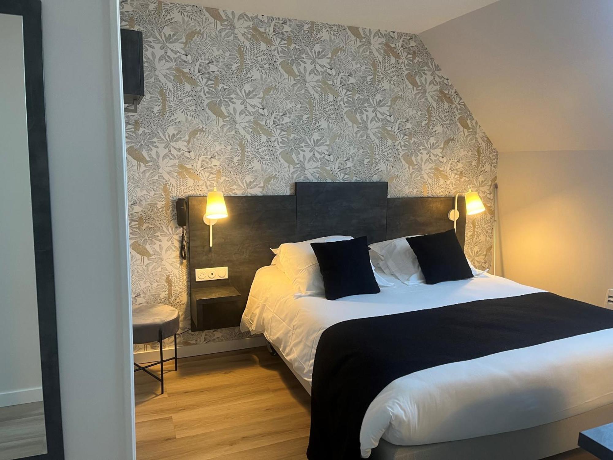 Logis - Hotel De La Baie De Somme Le Crotoy Eksteriør bilde