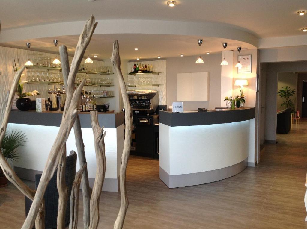 Logis - Hotel De La Baie De Somme Le Crotoy Eksteriør bilde
